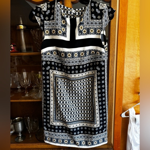 Beautiful lightweight patterned dress, XS - Picture 1 of 5